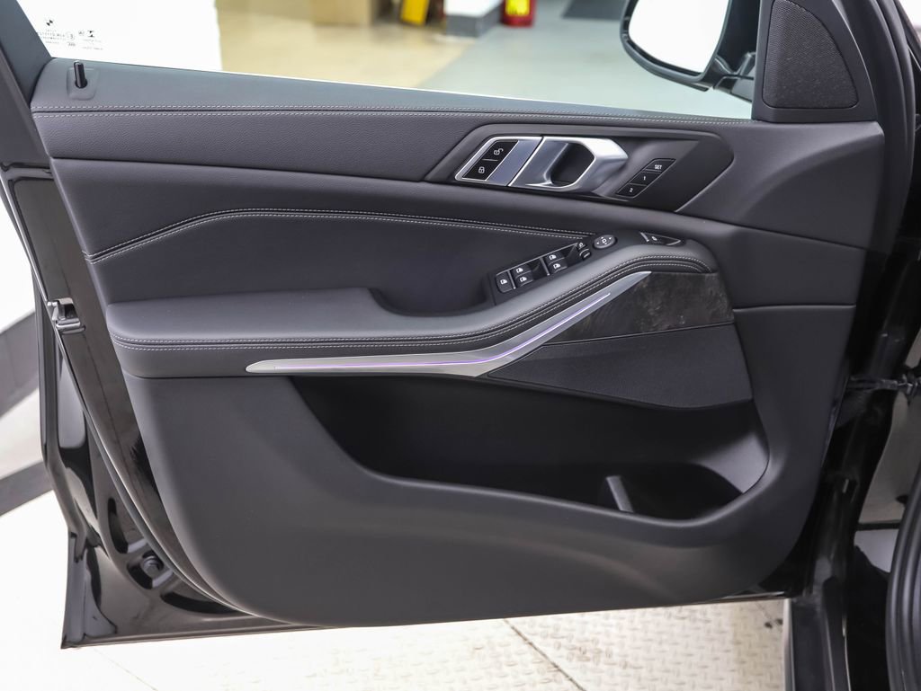 Used 2022 BMW X5 xDrive40i image 9