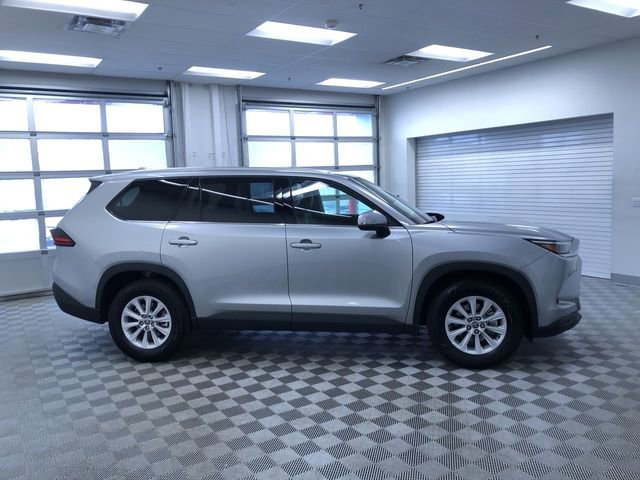 Used 2025 Toyota Grand Highlander AWD image 36
