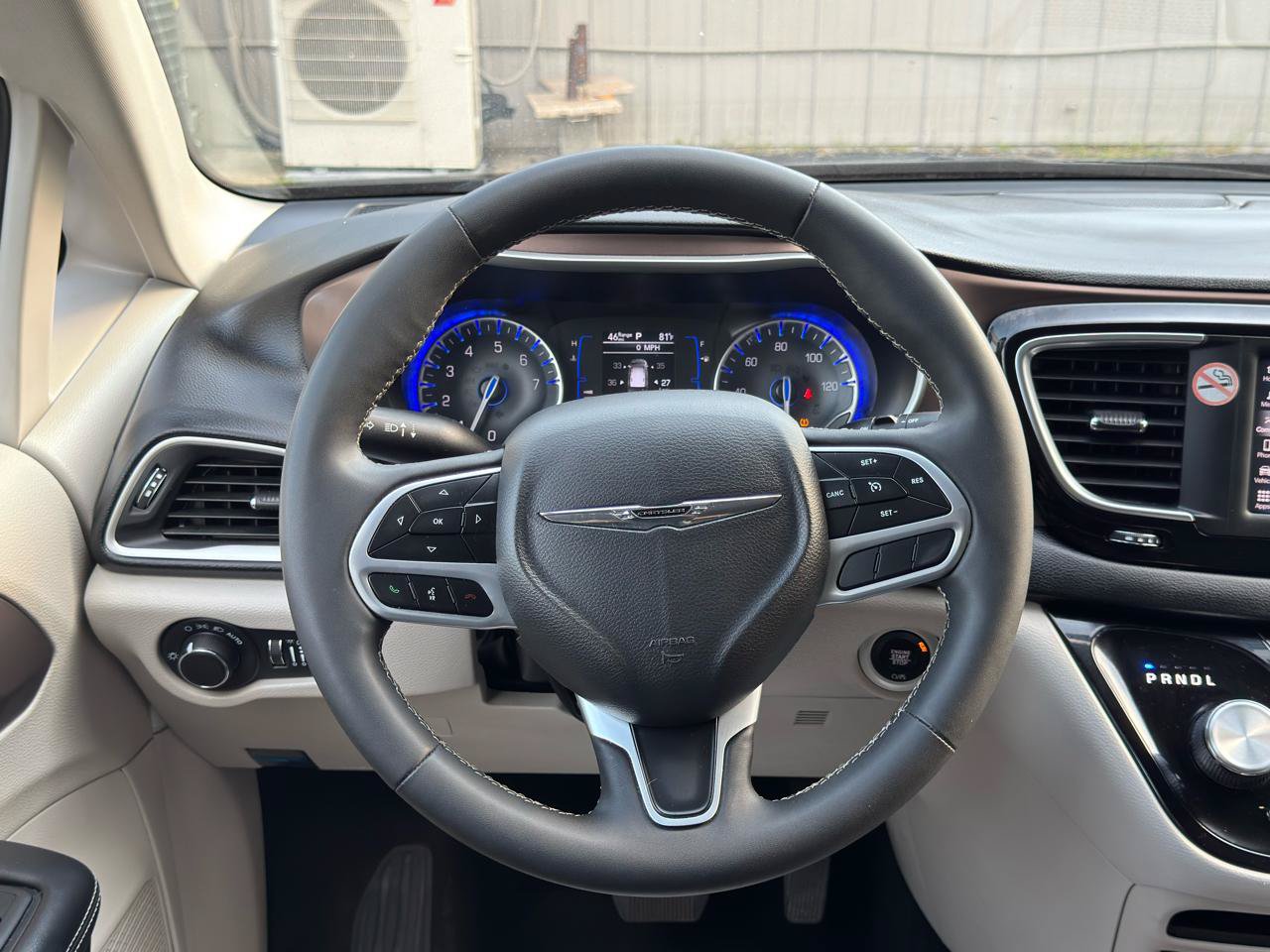 Used 2023 Chrysler Voyager LX FWD image 18