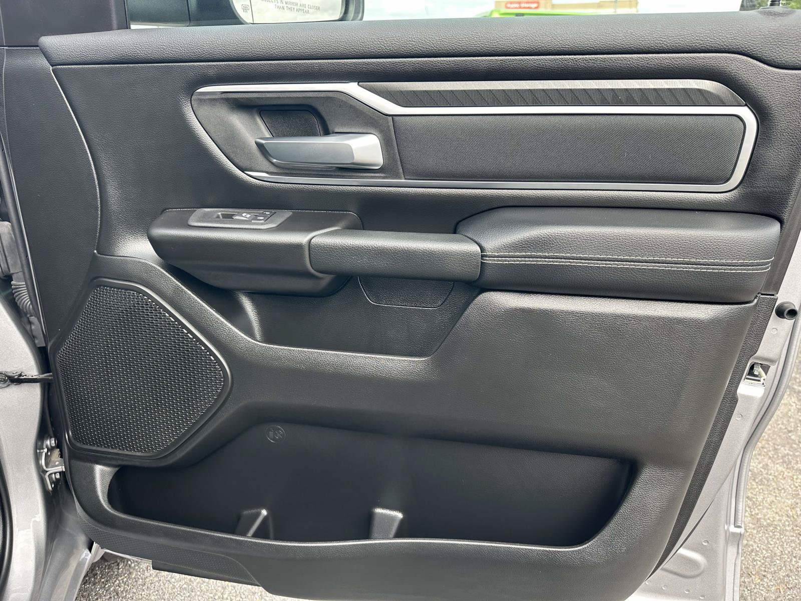 Used 2025 RAM 1500 Big Horn AWD/4WD image 28