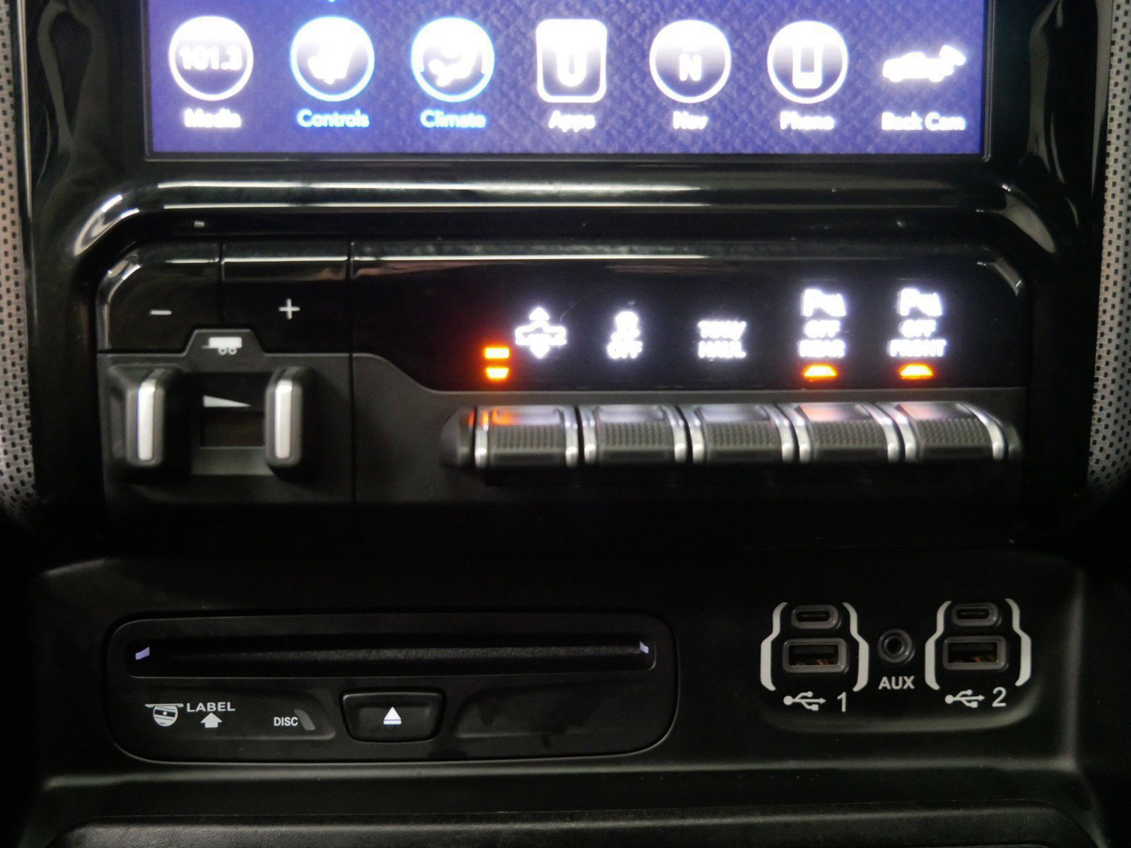 Used 2019 RAM 1500 Limited w/ Body Color Bumper Group AWD/4WD image 22