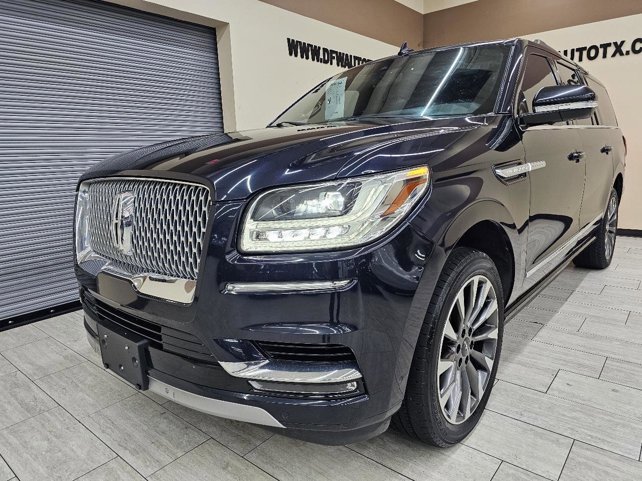Used 2021 Lincoln Navigator L Reserve RWD image 2