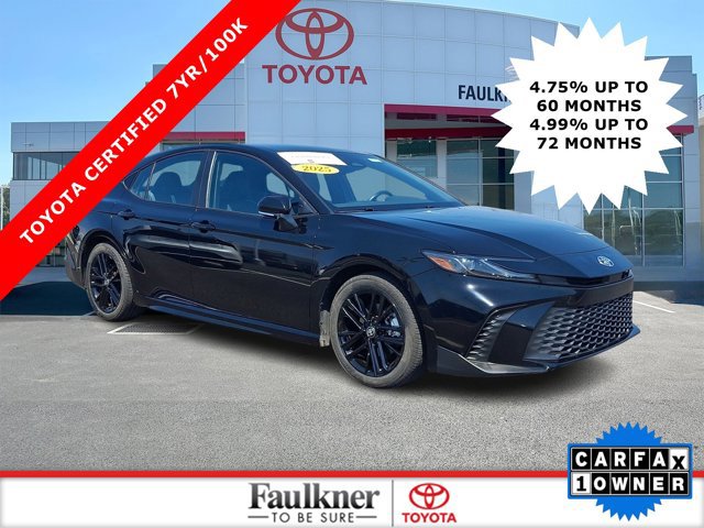 Certified 2025 Toyota Camry SE FWD image 1