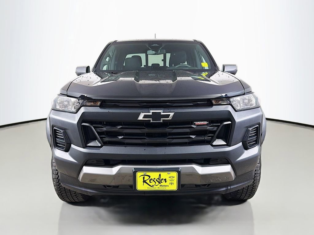 Used 2025 Chevrolet Colorado Trail Boss AWD/4WD image 2