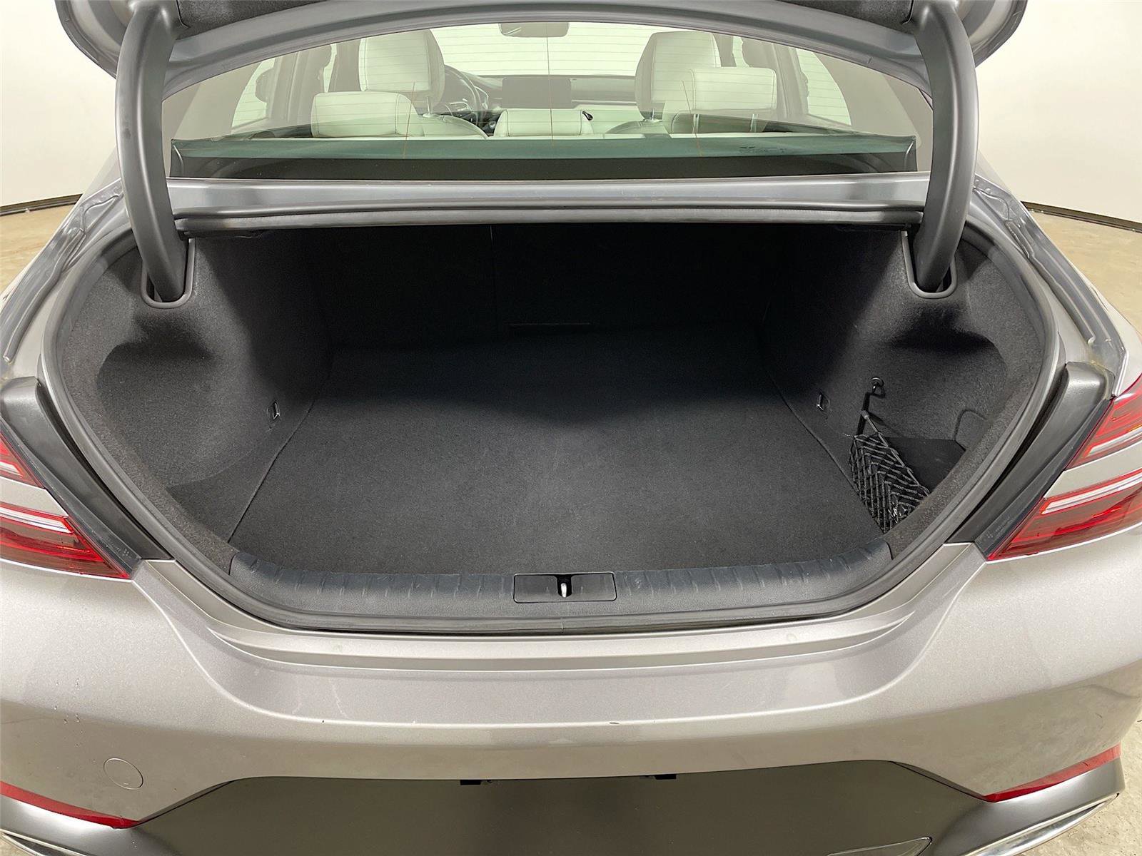 Used 2025 Genesis G70 2.5T image 26