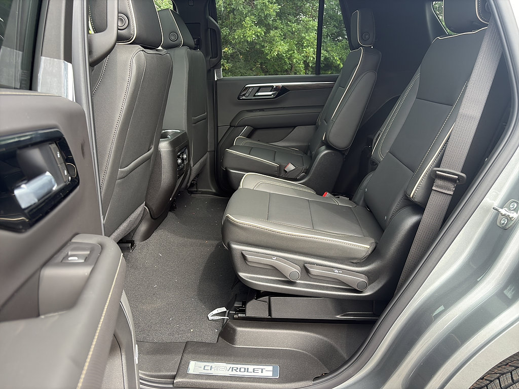 New 2026 Chevrolet Tahoe Premier w/ Sun And Tow Package AWD/4WD image 14