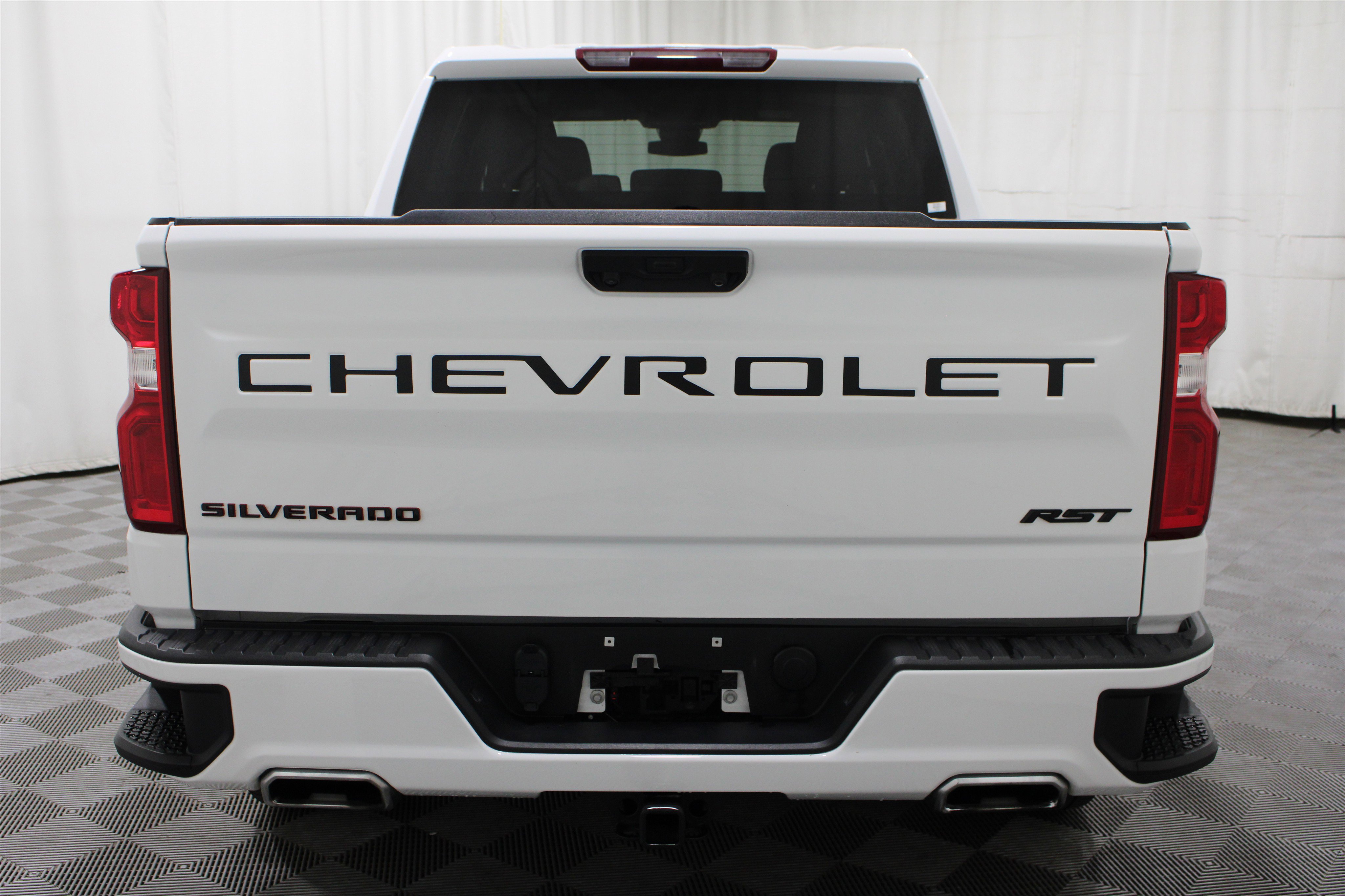 Used 2023 Chevrolet Silverado 1500 RST w/ Redline Edition AWD/4WD image 28