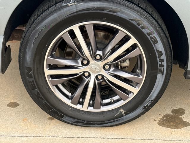 Used 2018 INFINITI QX60 AWD w/ Premium Plus Package image 9