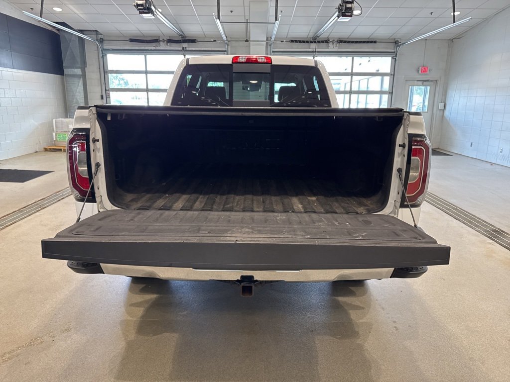 Used 2018 GMC Sierra 1500 SLT image 15