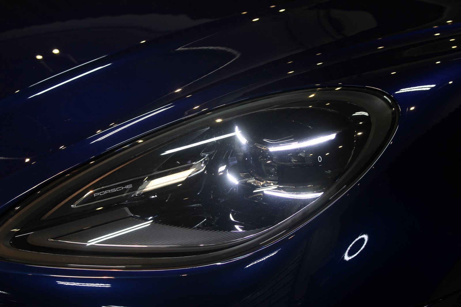 Certified 2024 Porsche Macan image 15