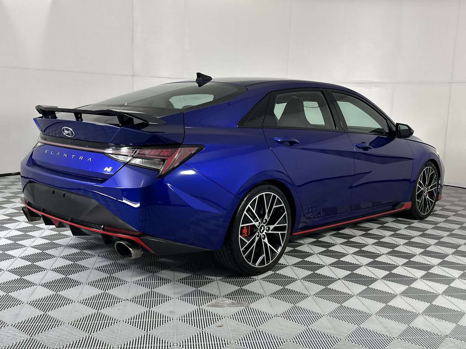 Used 2023 Hyundai Elantra N FWD image 8