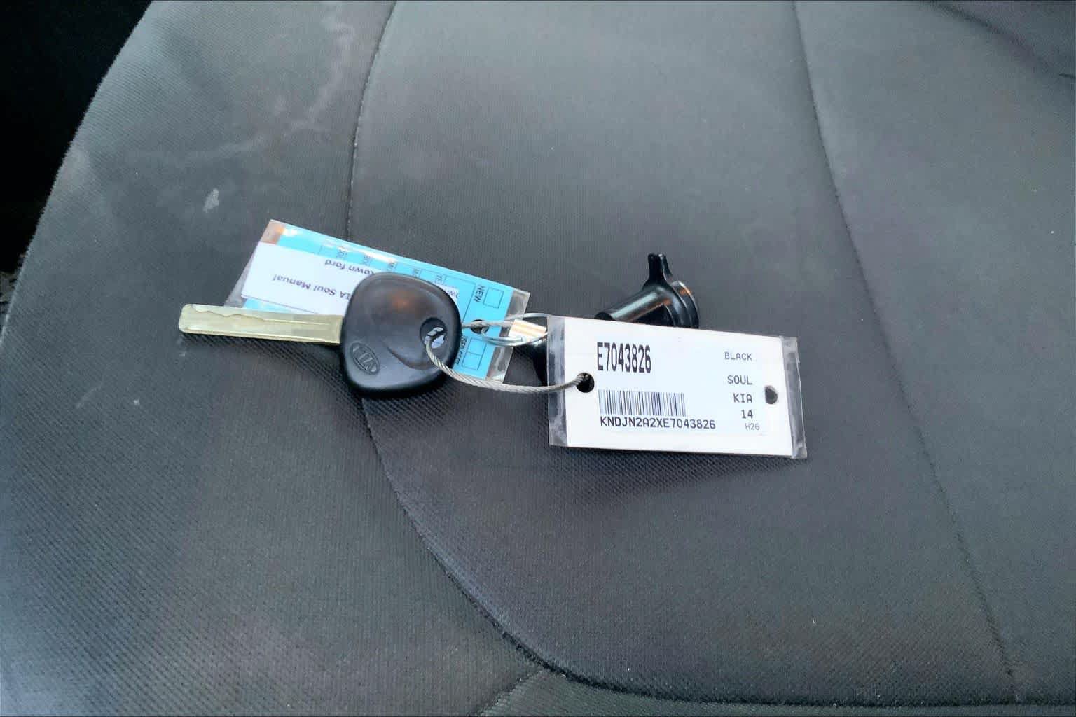 Used 2014 Kia Soul FWD image 13
