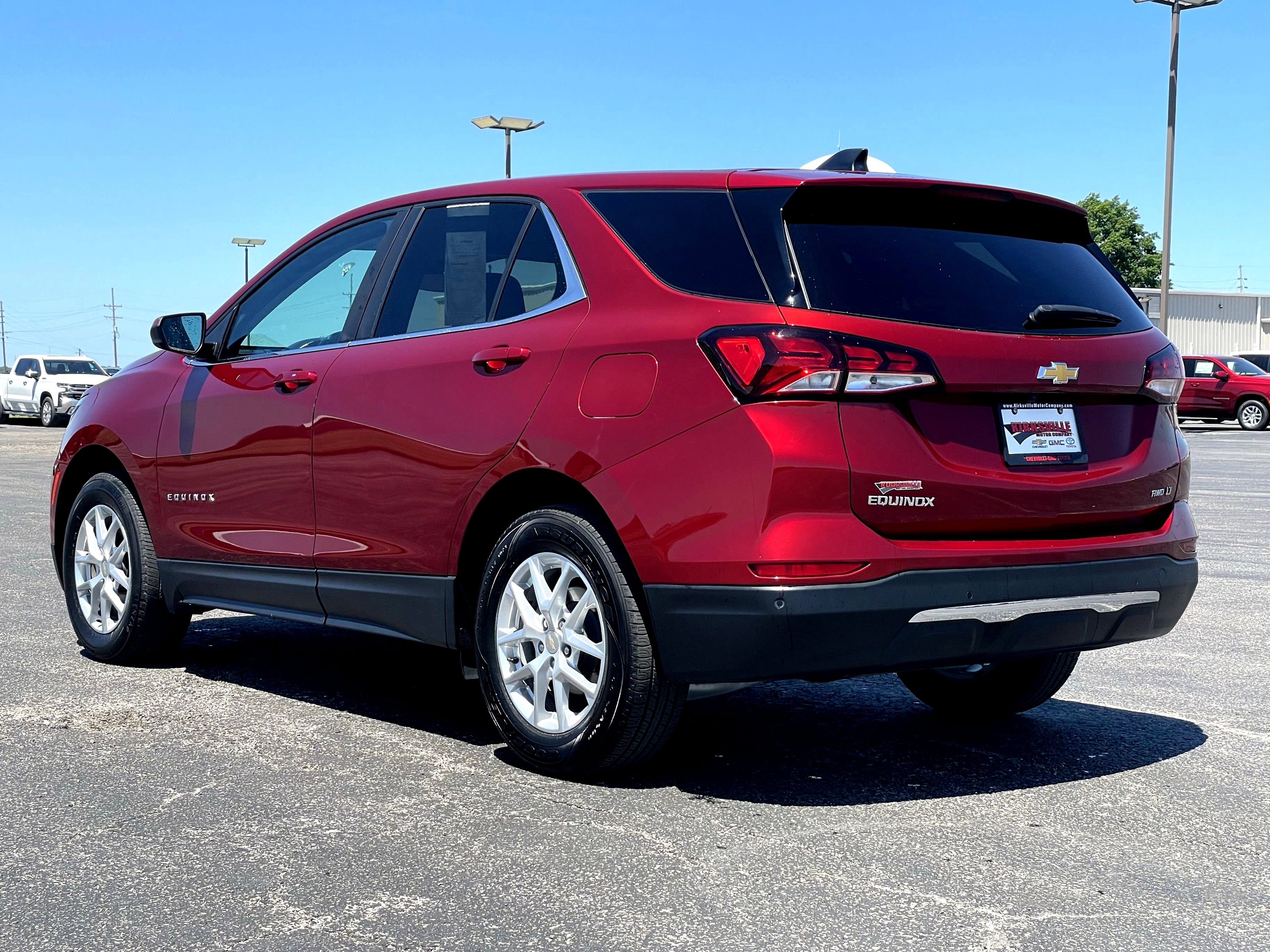 Used 2023 Chevrolet Equinox LT AWD/4WD image 4