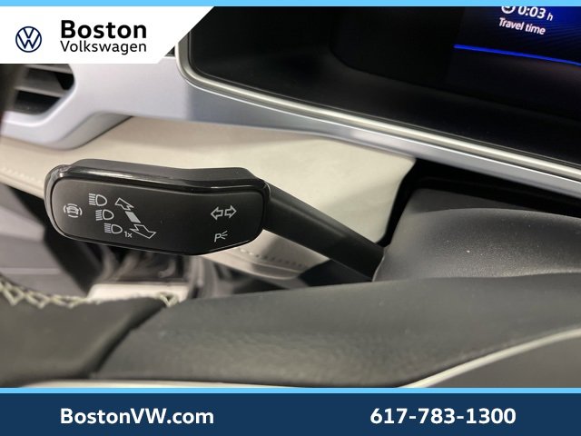 New 2026 Volkswagen Taos SE image 18