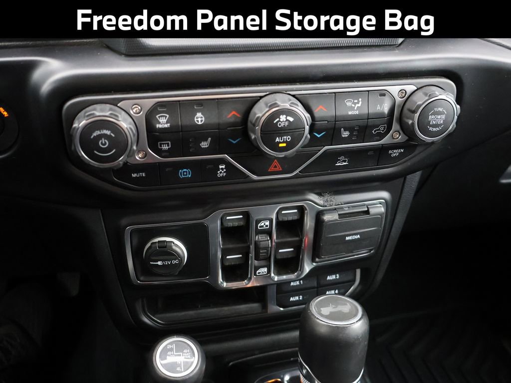 Used 2022 Jeep Wrangler Unlimited Sahara w/ Cold Weather Group AWD/4WD image 27