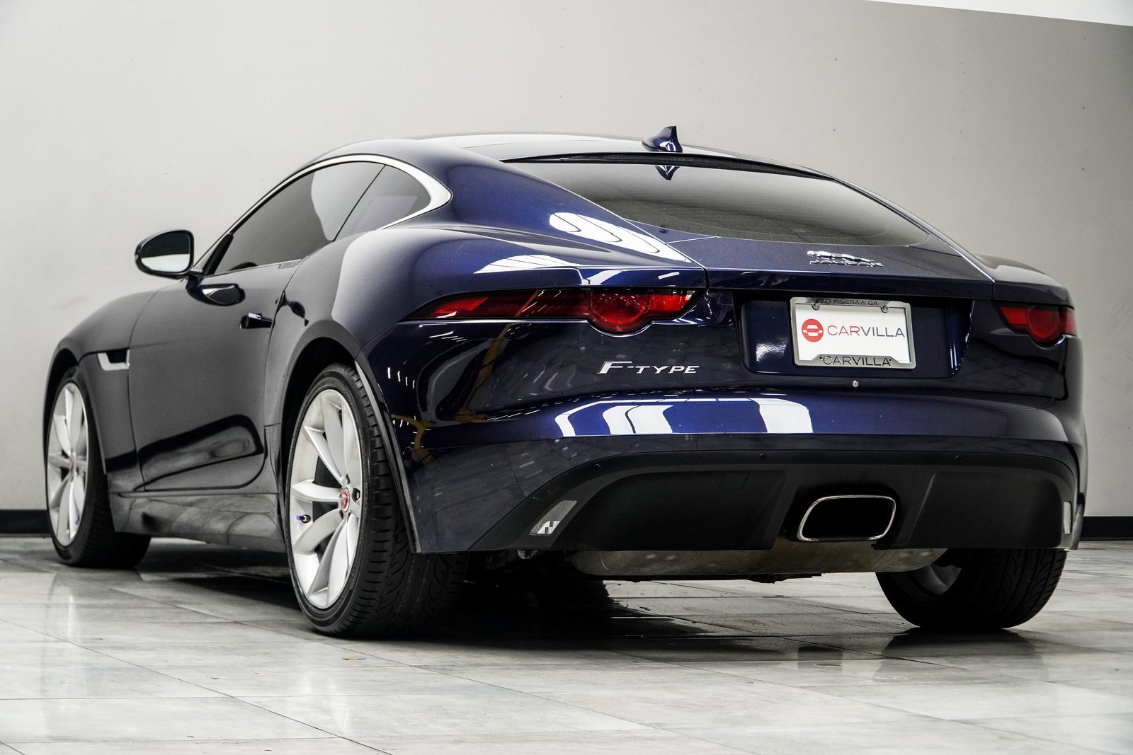 Used 2018 Jaguar F-TYPE Coupe image 10