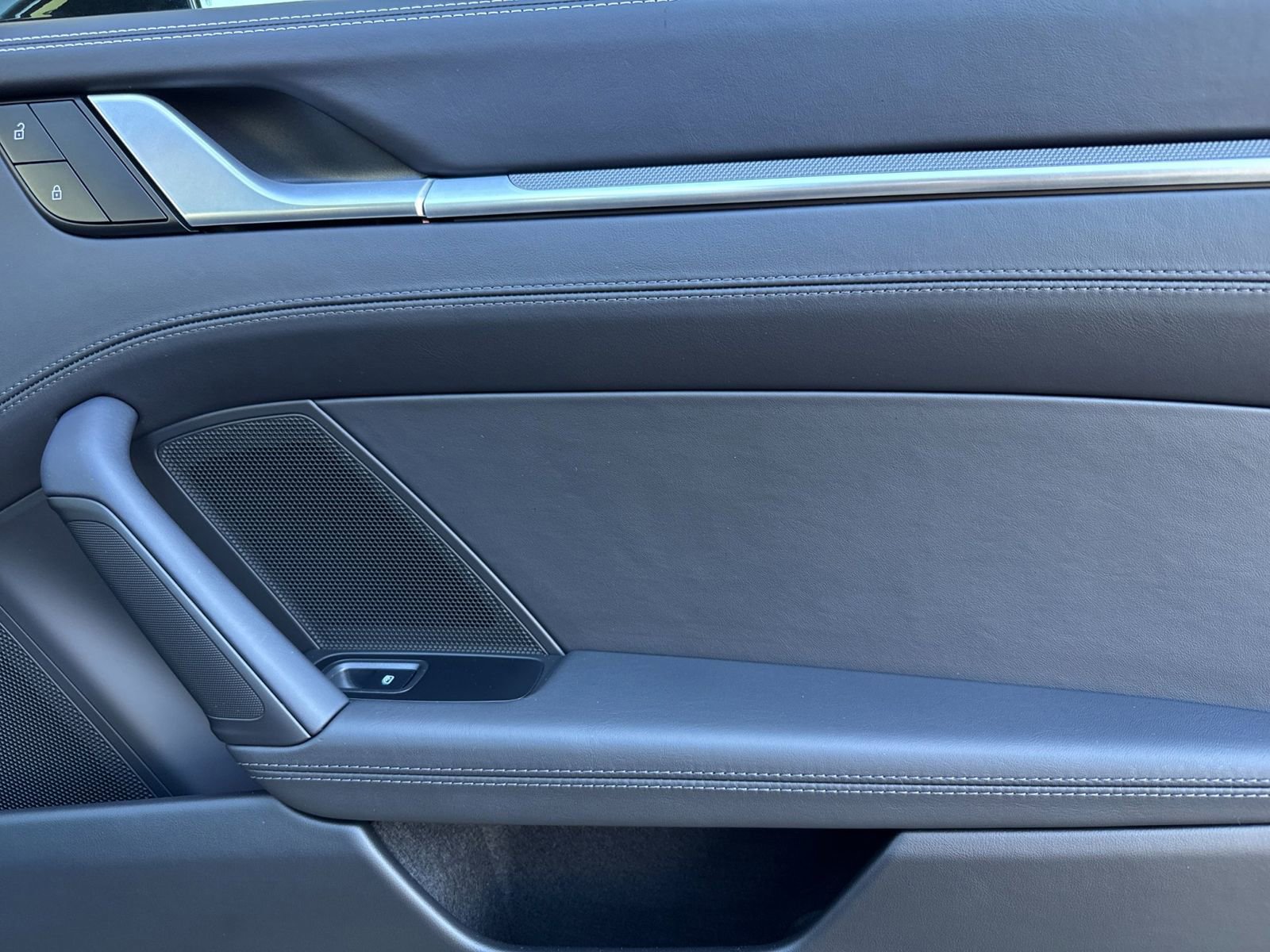 Certified 2023 Porsche 911 Carrera 4S image 18