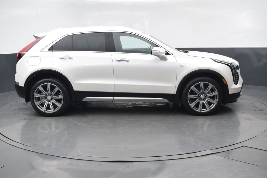Certified 2023 Cadillac XT4 Premium Luxury w/ Technology Package AWD/4WD image 7