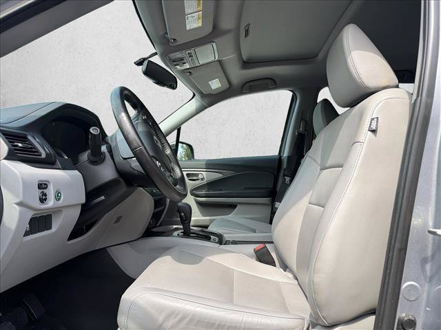 Used 2017 Honda Pilot EX-L image 11