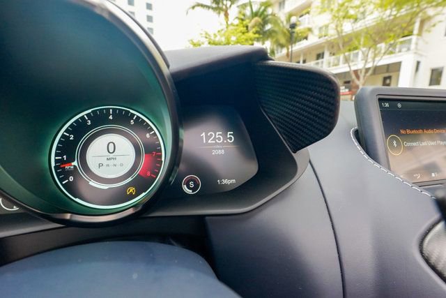 Used 2023 Aston Martin V12 Vantage Roadster RWD image 72