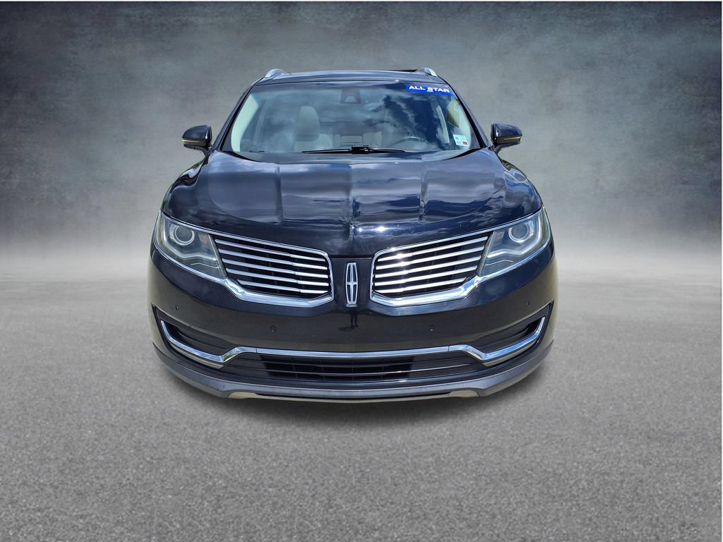 Used 2016 Lincoln MKX Reserve w/ Technology Package FWD image 3