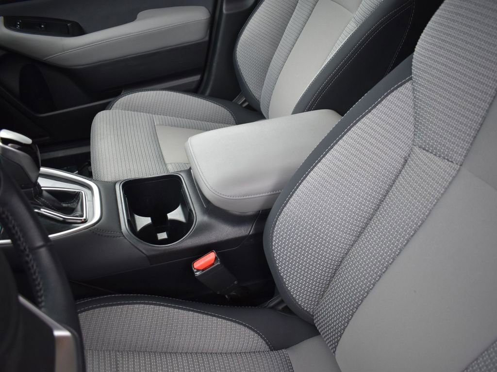 Used 2022 Subaru Outback Premium image 15