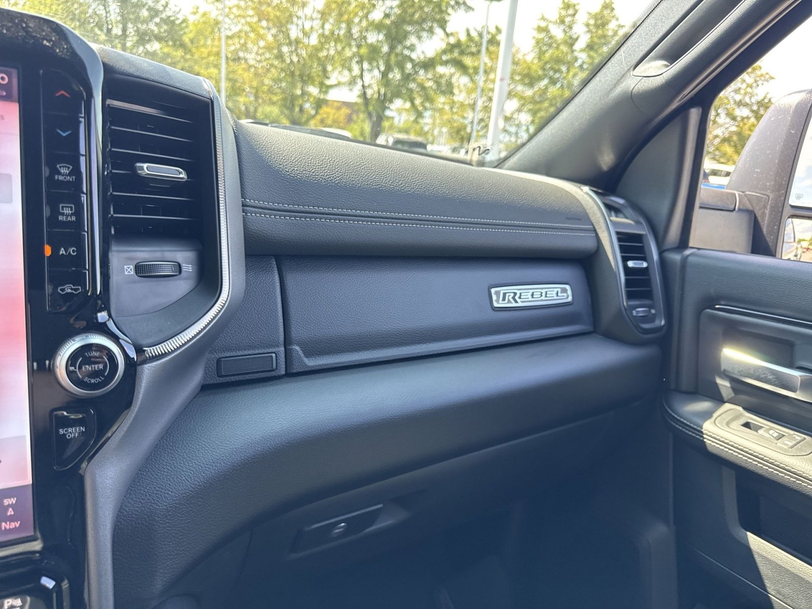 New 2025 RAM 2500 Rebel w/ Rebel Level 1 Equipment Group image 22