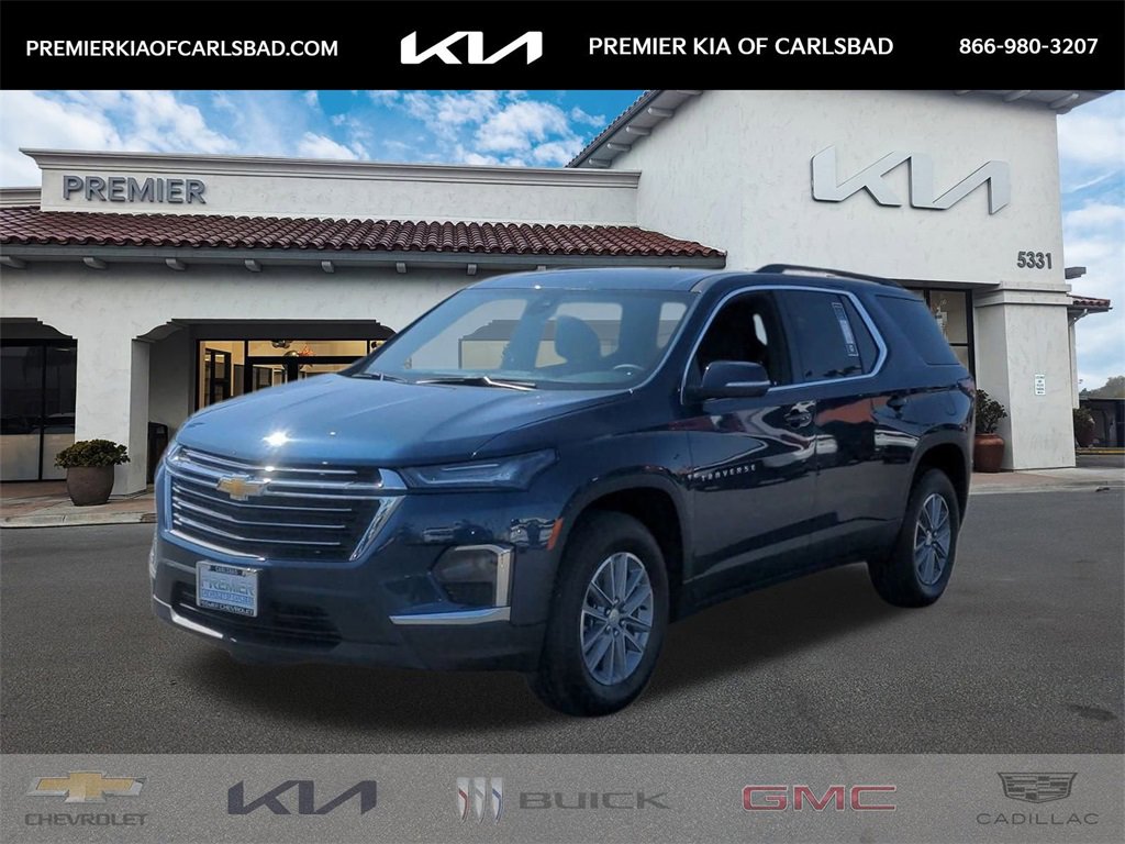Used 2022 Chevrolet Traverse LT