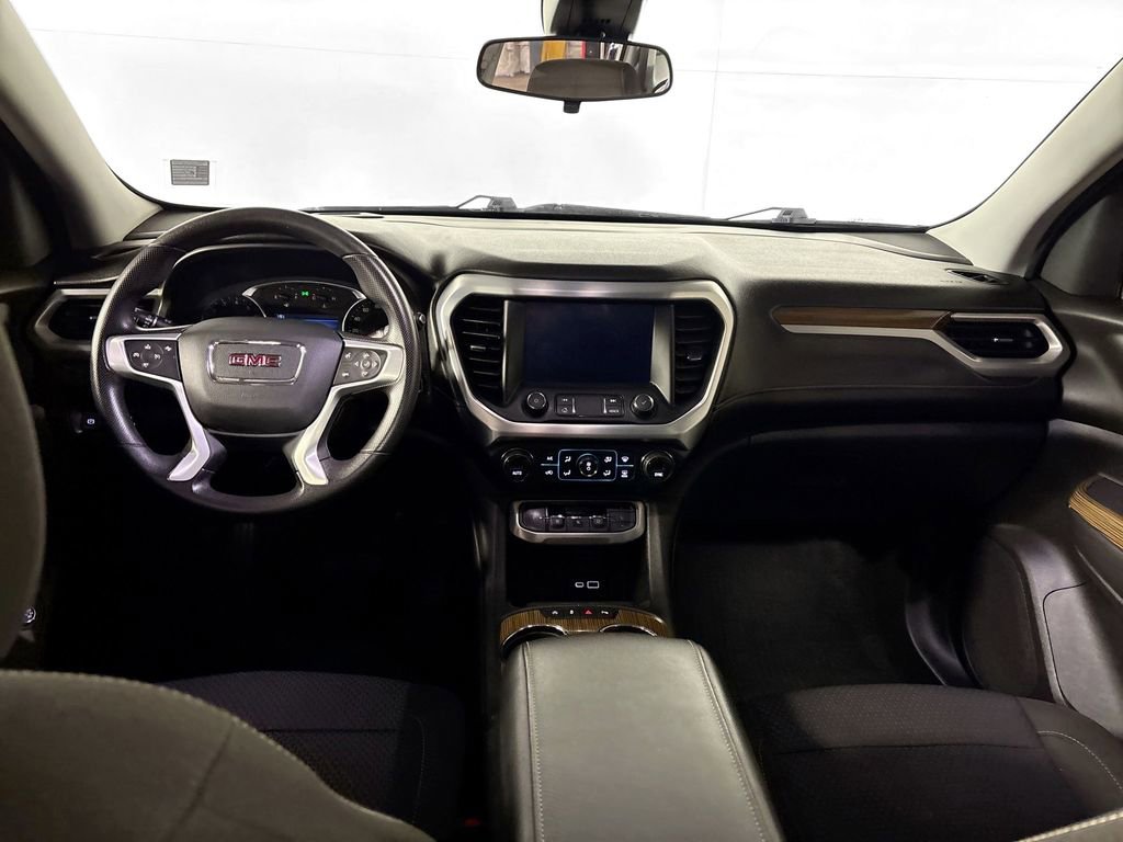 Used 2021 GMC Acadia SLE w/ Driver Convenience Package image 12