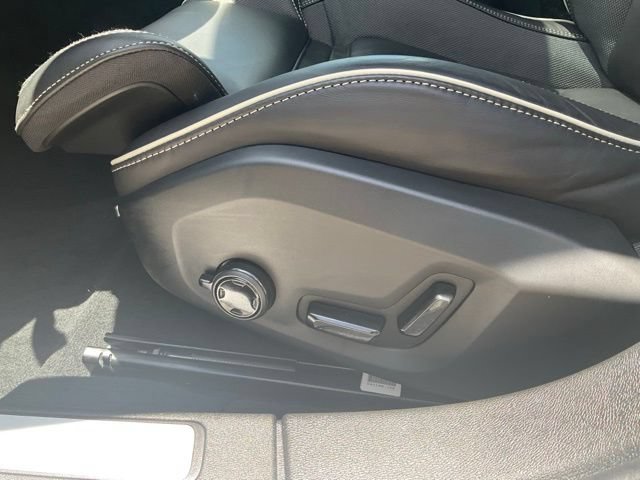 Certified 2023 Volvo S60 T8 Ultimate w/ Climate Package AWD/4WD image 14