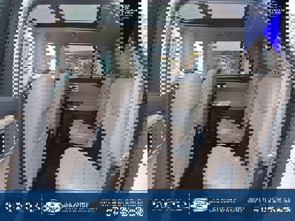 Certified 2023 Ford Explorer XLT w/ Equipment Group 202A image 11