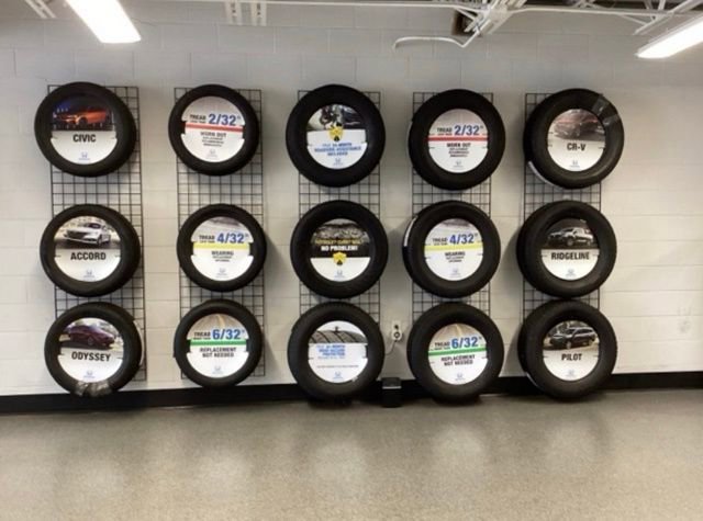 Used 2025 Honda Pilot Touring image 35