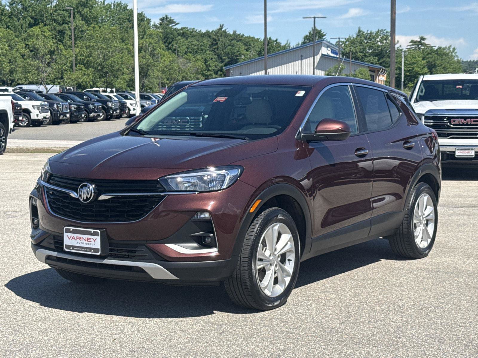 Used 2023 Buick Encore GX Preferred w/ Cold Weather Comfort Package AWD/4WD image 1