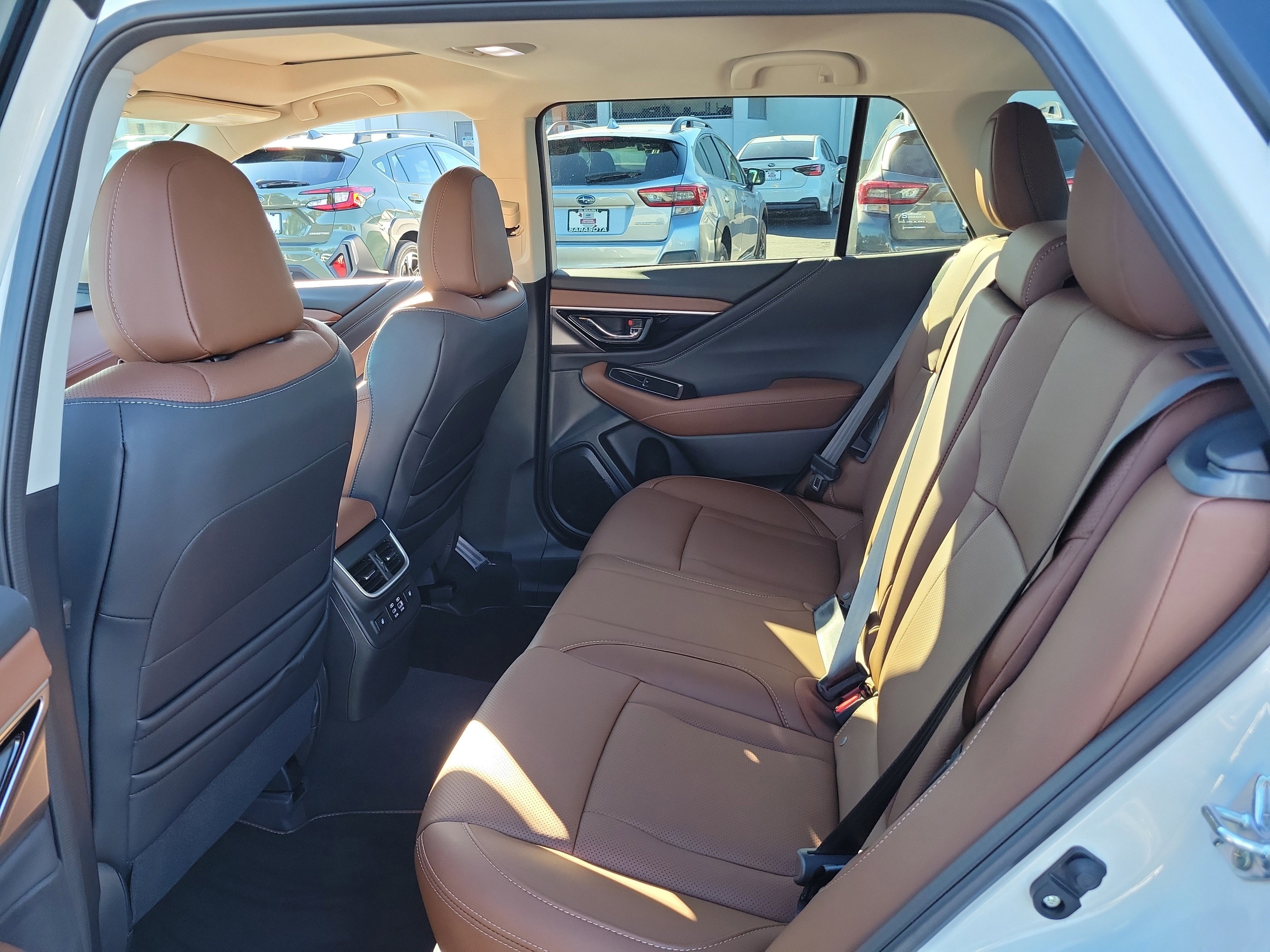 Used 2025 Subaru Outback Touring XT image 13