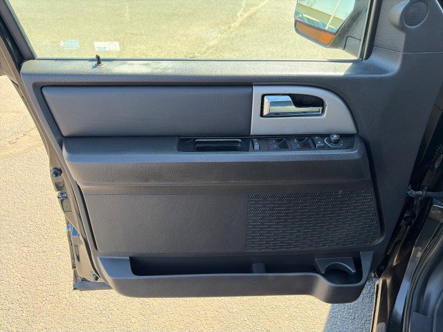 Used 2013 Ford Expedition EL Limited image 12