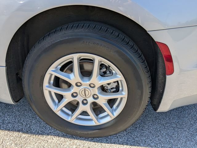 Used 2023 Chrysler Pacifica Touring-L FWD image 15