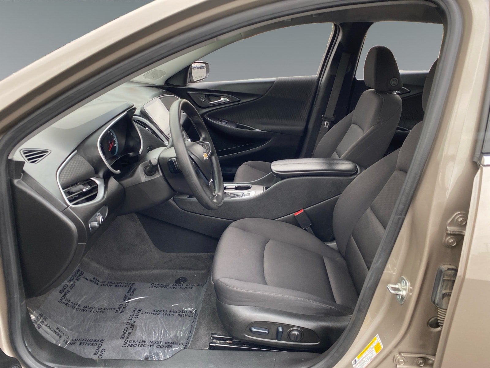 Used 2024 Chevrolet Malibu LT FWD image 9