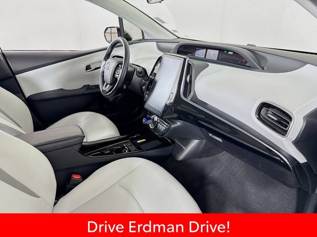 Certified 2022 Toyota Prius Prime XLE FWD image 26