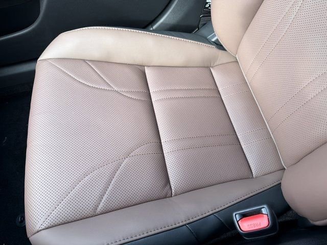 New 2025 Lexus ES 350 Luxury image 32