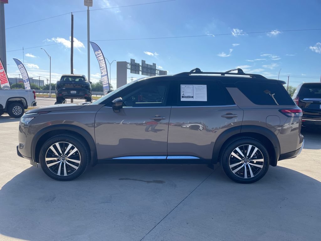 Certified 2024 Nissan Pathfinder Platinum w/ Cargo Package AWD/4WD image 2