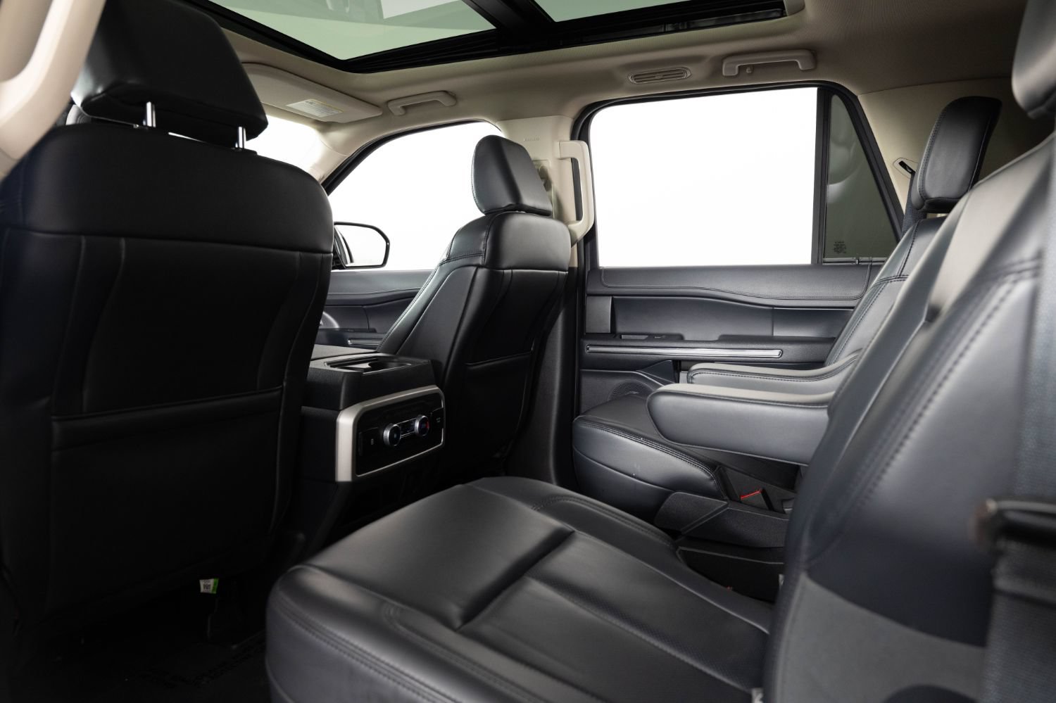 Used 2023 Ford Expedition Max XLT AWD/4WD image 20