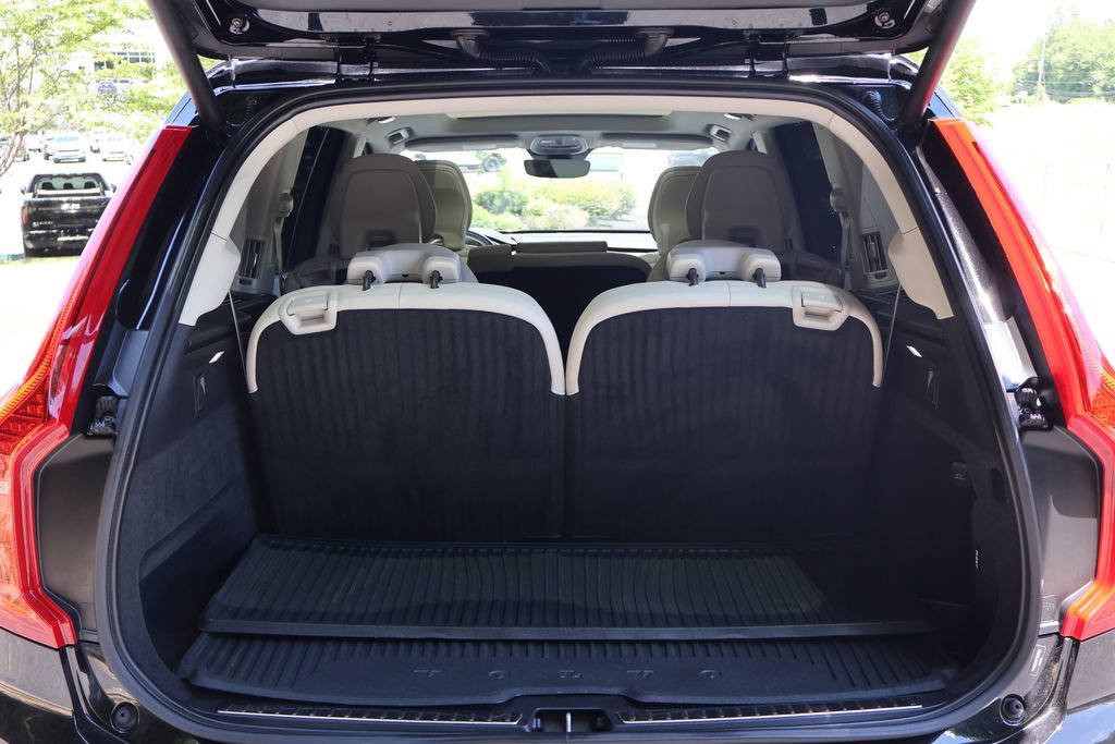 Used 2023 Volvo XC90 B6 Ultimate w/ Protection Package Premier AWD/4WD image 24