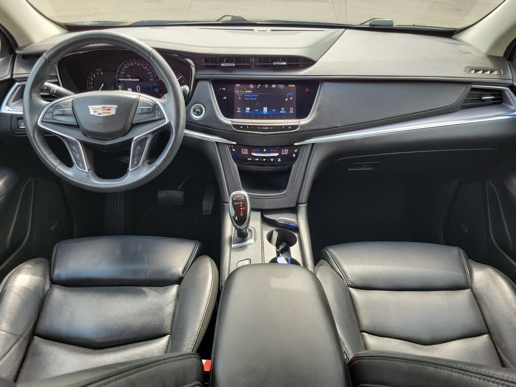 Used 2017 Cadillac XT5 Premium Luxury w/ Driver Assist Package AWD/4WD image 13