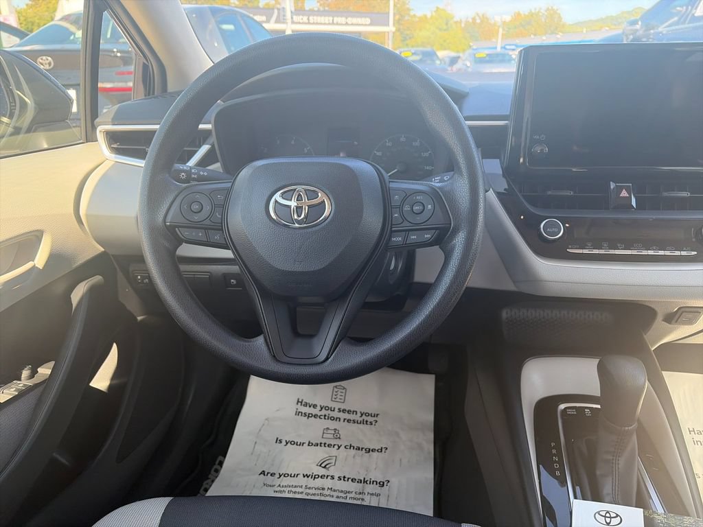 Used 2024 Toyota Corolla LE FWD image 17