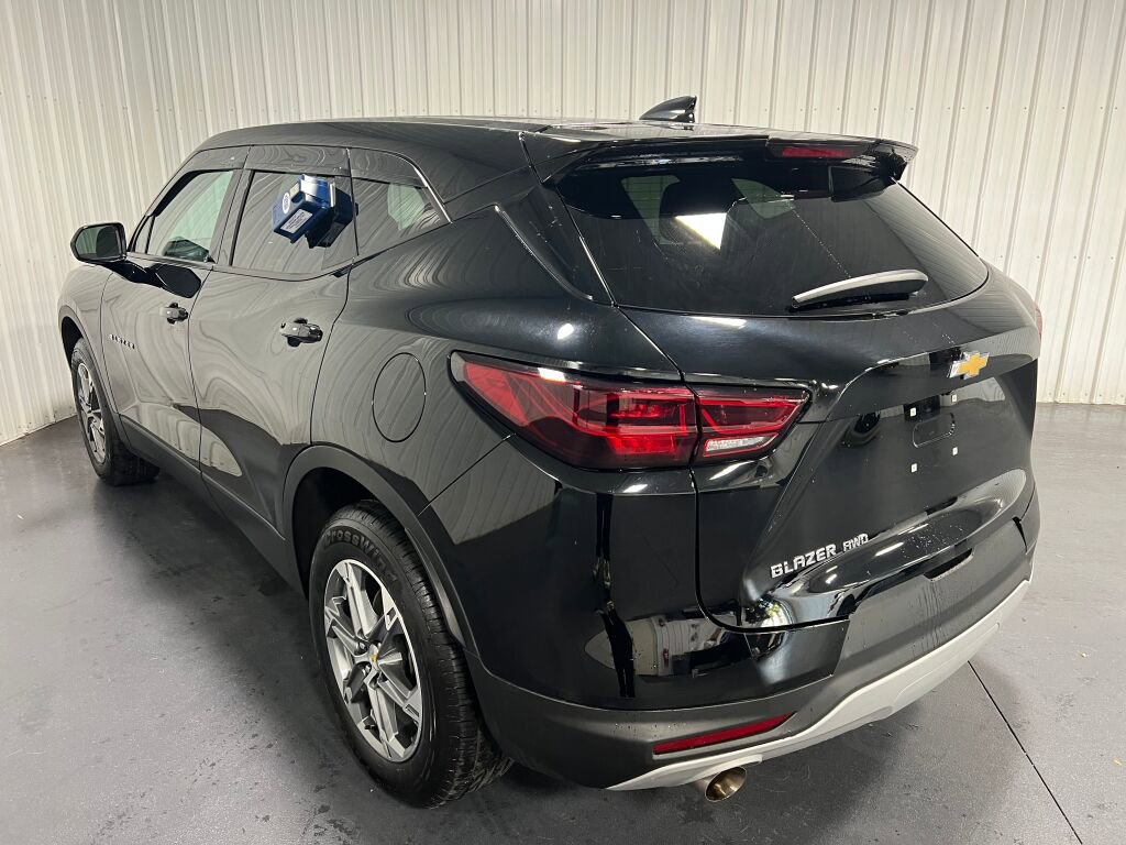 Used 2023 Chevrolet Blazer LT image 19