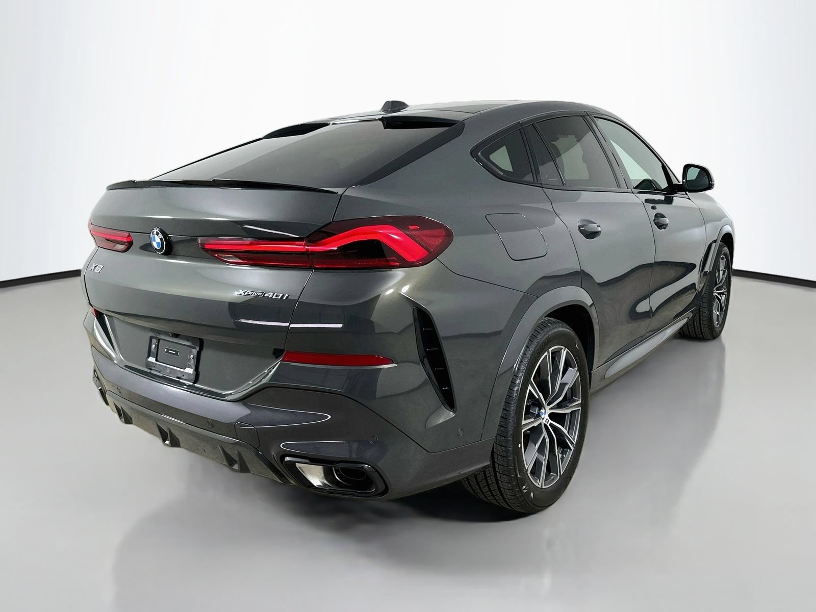 New 2027 BMW X6 xDrive40i w/ Executive Package AWD/4WD image 5