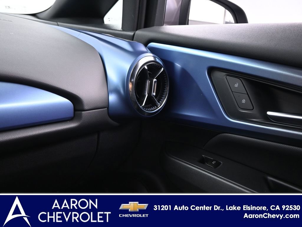 New 2026 Chevrolet Equinox EV LT image 10