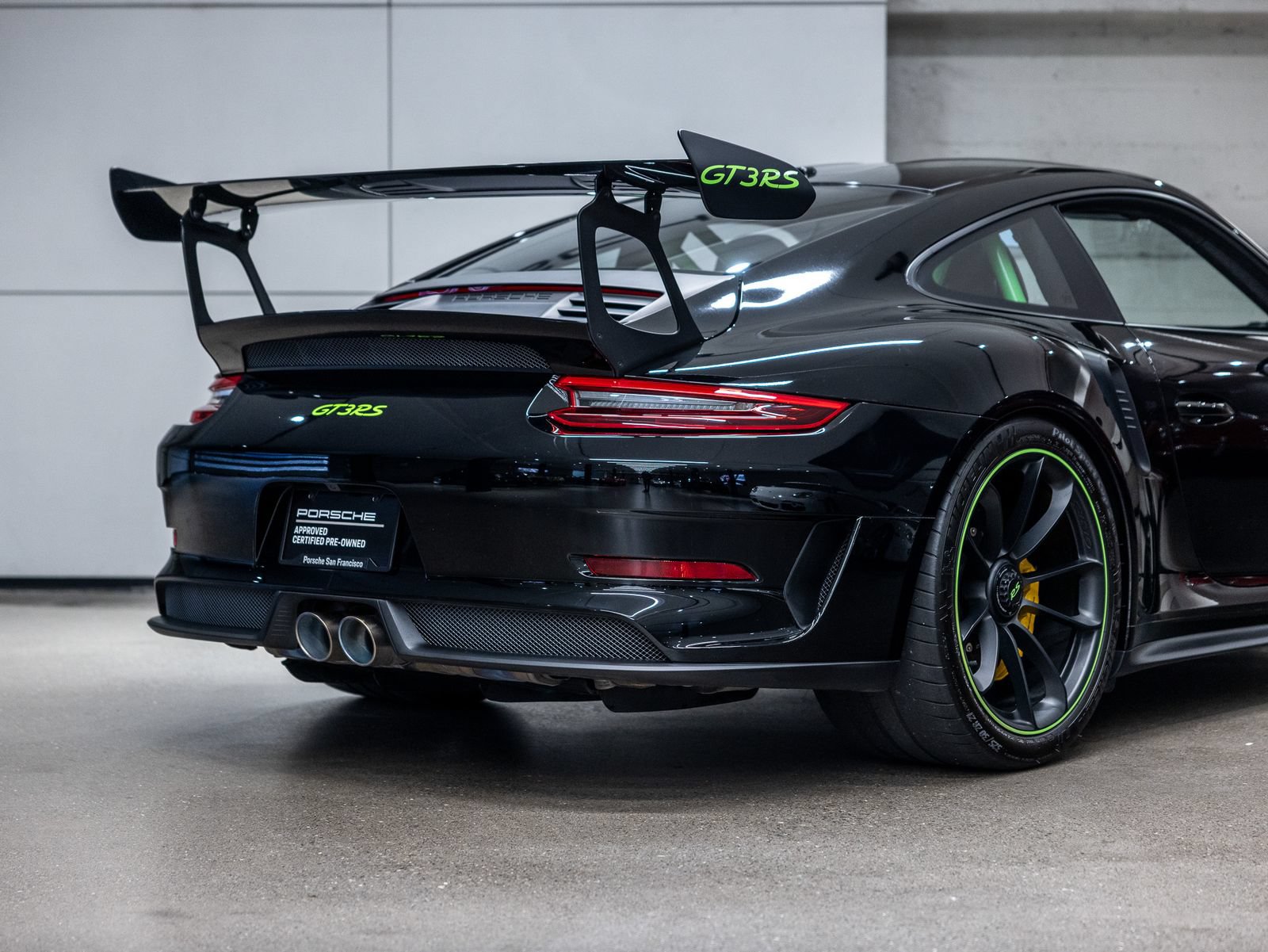 Certified 2019 Porsche 911 GT3 RS RWD image 26