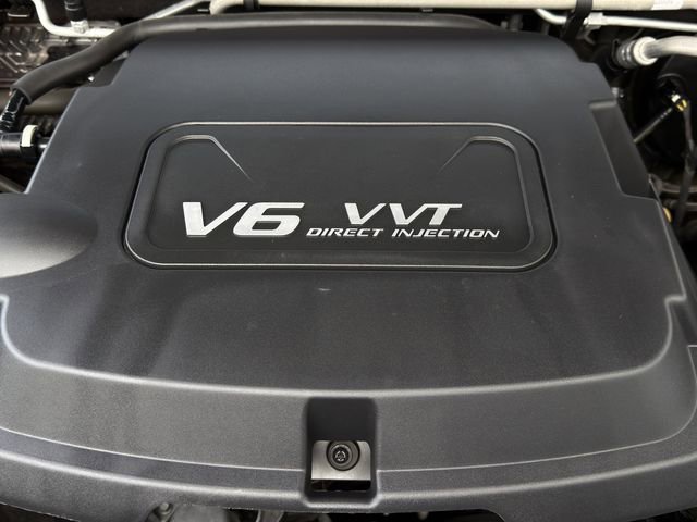 Used 2015 GMC Canyon SLT image 28