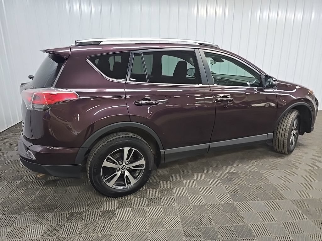 Used 2018 Toyota RAV4 XLE w/ Plus Extra Value Package AWD/4WD image 3